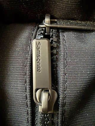 Bolso Tote Better Than Basic Samsonite Negro