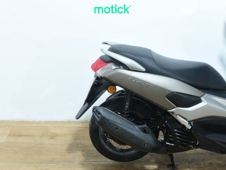 YAMAHA NMAX 125