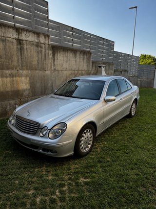 Mercedes-Benz E 220 CDI 2005