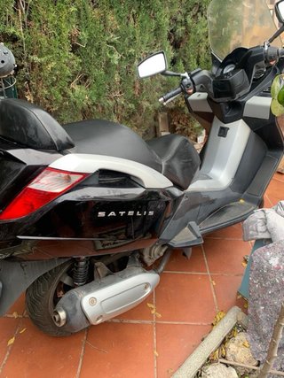 Peugeot Satelis 250 Maxi Scooter Negra