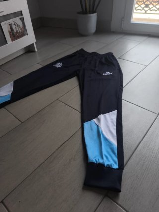 Pantalón chándal Puma OM azul y negro