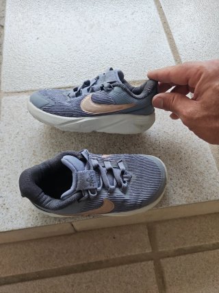 Zapatillas Nike niño Talla 27