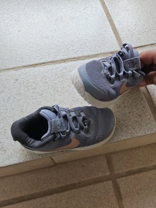 Zapatillas Nike niño Talla 27
