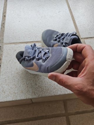 Zapatillas Nike niño Talla 27