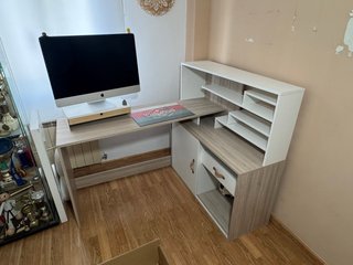 Escritorio modular madera y blanco
