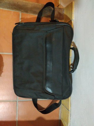 Maletín para portátil negro