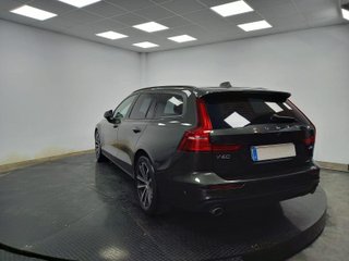 VOLVO V60 familiar 2.0 B4 (D) Momentum Auto