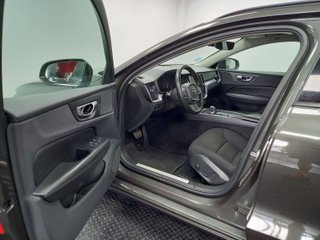 VOLVO V60 familiar 2.0 B4 (D) Momentum Auto