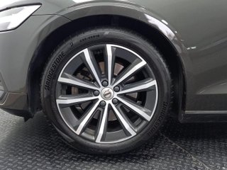 VOLVO V60 familiar 2.0 B4 (D) Momentum Auto