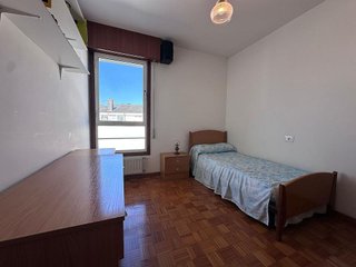 Piso en venta en Residencia - Abella en Lugo