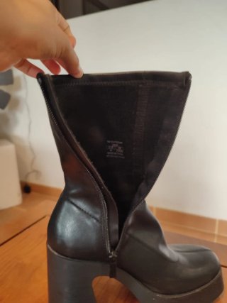 Botines Stradivarius negros plataforma tacón