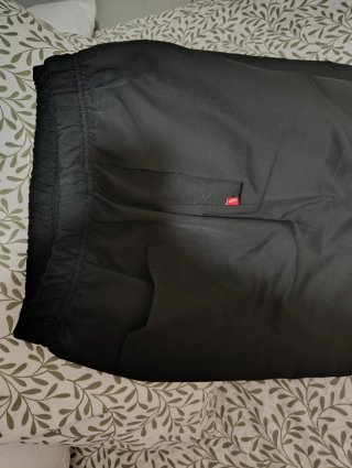 Pantalón negro Velilla