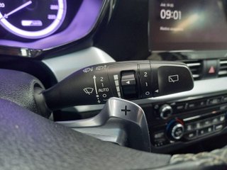 KIA NIRO crossover 1.6 GDi HEV 104kW 141 CV Drive