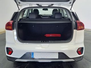 KIA NIRO crossover 1.6 GDi HEV 104kW 141 CV Drive