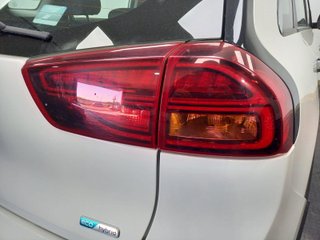 KIA NIRO crossover 1.6 GDi HEV 104kW 141 CV Drive