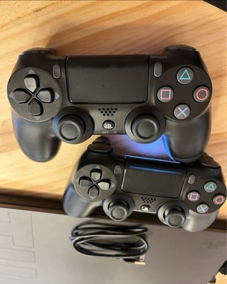 2 PS4 Mandos