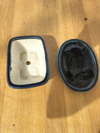 Macetero y plato cerámica azul y blanco