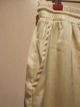 Pantalón Amarillo de Pata Ancha