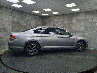 VOLKSWAGEN PASSAT Executive 2.0 TDI 110kW (150CV)