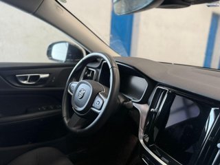VOLVO S60 B4 FWD MOMENTUM PRO OUT