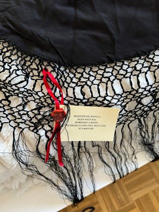 Mantón de Manila Seda Artesanal Negro