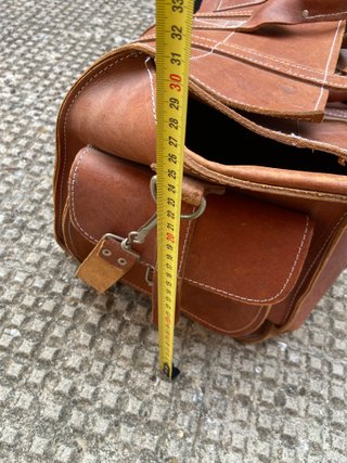 Maleta de cuero grueso 40L