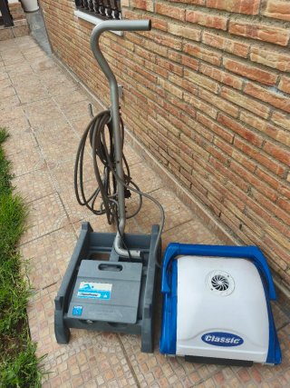 Robot Limpiafondos Classic Piscina