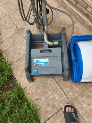 Robot Limpiafondos Classic Piscina