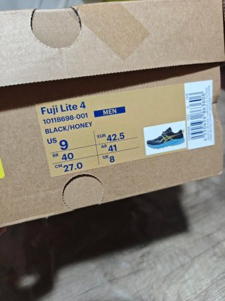 Asics Fuji Lite 4 Talla 42.5