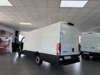 Iveco Daily 35S 16H 3.0 A8 V 4100/H2 16 M3 (2023)