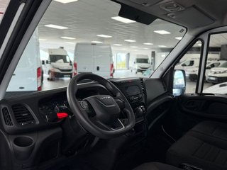 Iveco Daily 35S 16H 3.0 A8 V 4100/H2 16 M3 (2023)
