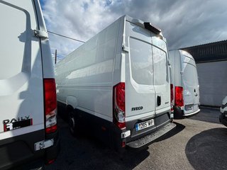 Iveco Daily 35S 16H 3.0 A8 V 4100/H2 16 M3 (2023)