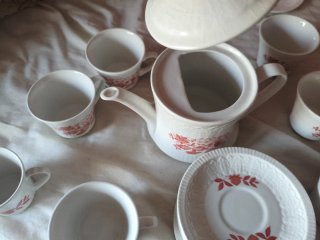 Juego de café Pontesa blanco y rojo