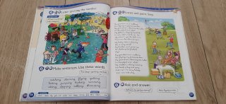 Kid's Box Level 2 Activity Book with CD-ROM Upd...