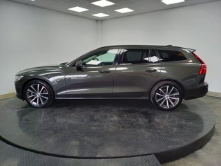 VOLVO V60 familiar 2.0 B4 (D) Momentum Auto