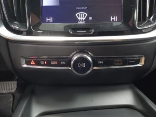 VOLVO V60 familiar 2.0 B4 (D) Momentum Auto