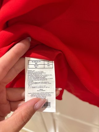 Blusa roja tiras cruzadas, con forro