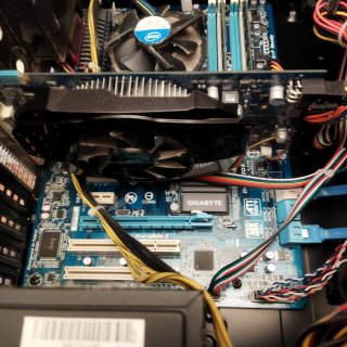 PC Sobremesa BEEP TOPSTAR BEE33144