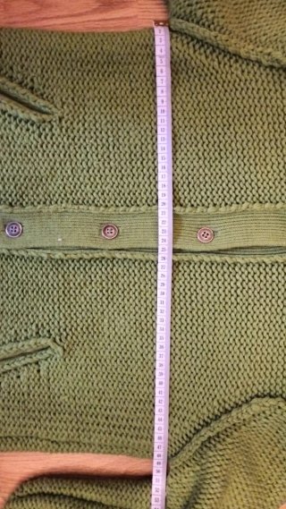 Chaqueta de lana verde con botones