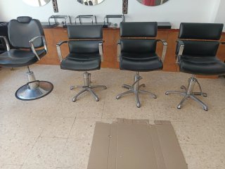 Mobiliario Peluquería: 2 Sillones y Lavacabezas