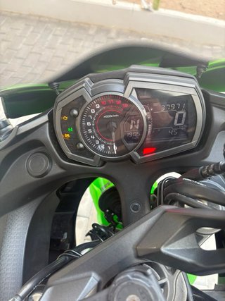 Kawasaki Ninja 650 2018 A2