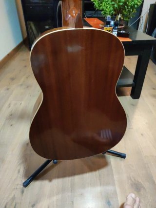 Guitarra clásica L. Arostegui | Savarez nuevas