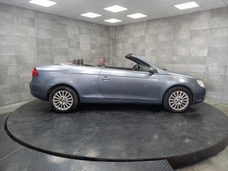 VOLKSWAGEN EOS 2.0 TDI 140CV DSG