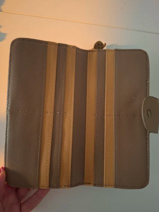 Cartera estilo anime azul y beige