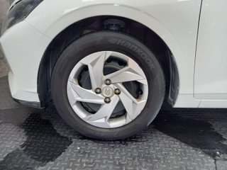 HYUNDAI I20 1.0 TGDI 74KW (100CV) 48V ESSENCE
