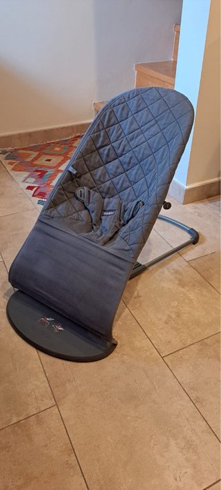 Hamaca BabyBjörn gris con regalo funda de verano