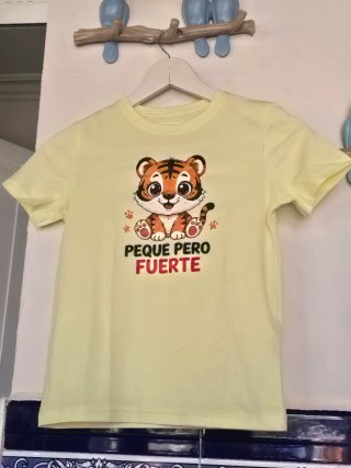 Camiseta infantil Inextenso con dibujo