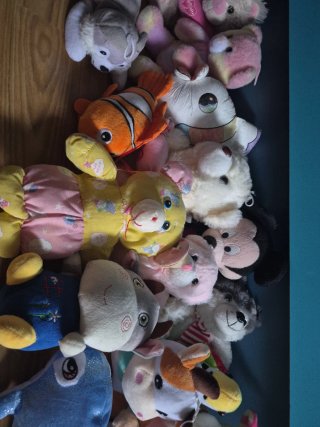 Lote de peluches variados