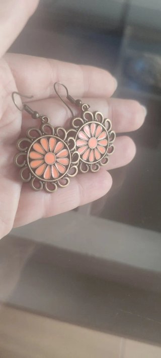 Pendientes flor naranja .