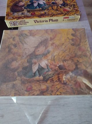 Puzzle Victoria Plum 25 Piezas Madera Años 80